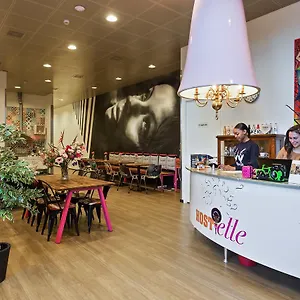 hotellátogatás